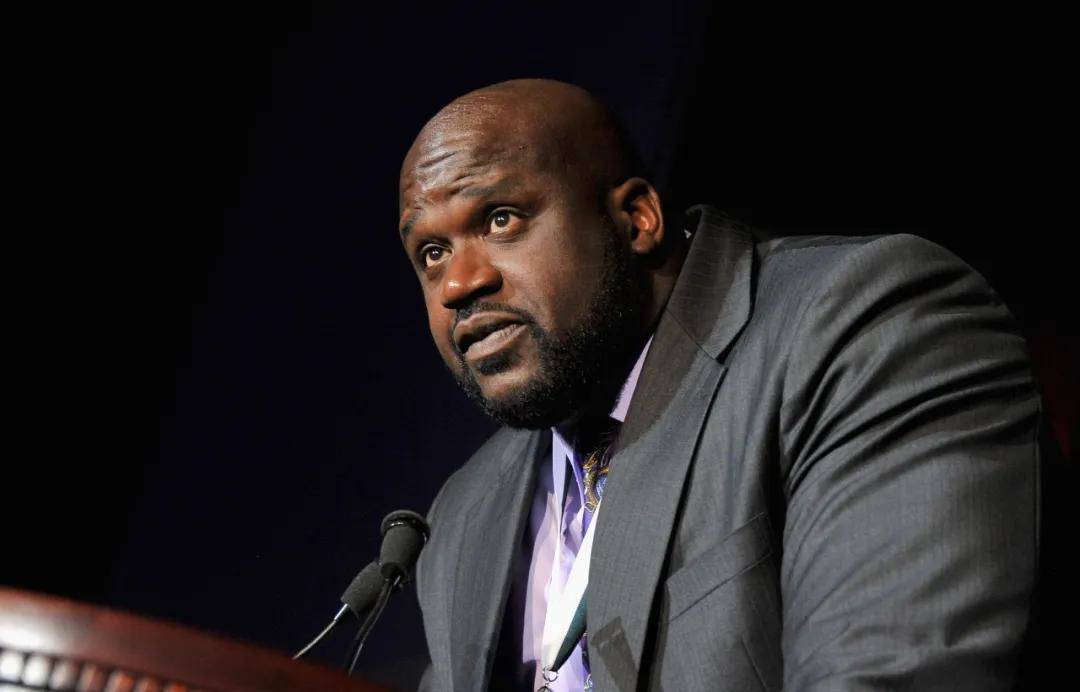 米体：泽林斯基出现轻微肌肉问题，可能不会出战比萨（米体：泽林斯基肌肉小恙，出战比萨成疑）