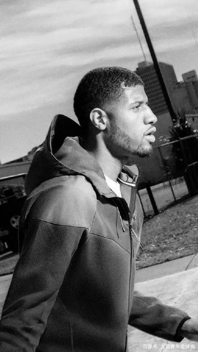 辽宁男篮王哲林关键得分带队胜（王哲林关键时刻砍分，率辽宁男篮赢球）