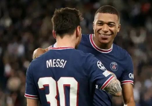 曹永竞：祝贺法比奥获得金靴，接下来继续冲击足协杯（曹永竞向法比奥金靴致贺：下一步全力冲击足协杯）