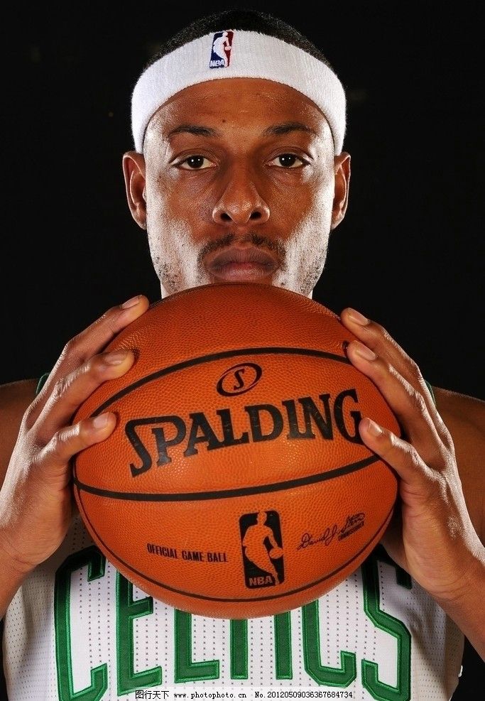 替补球员关键上场改变比赛节奏（关键替补出场重塑比赛节奏）