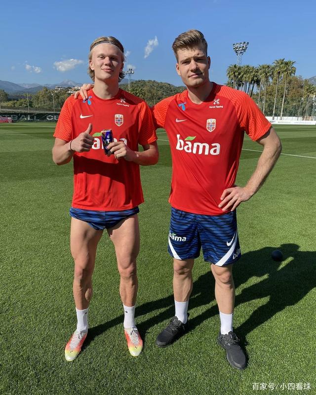 杜兰特超神表现率队逆转取胜（杜兰特神勇爆发带队上演逆转胜）