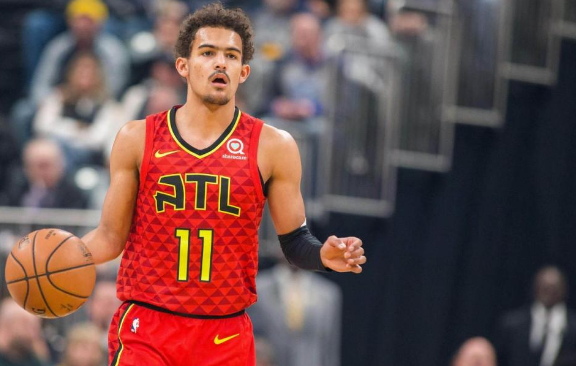 意外之喜！范德比尔特底角三分&飞身补篮个人连拿5分（惊喜一幕！范德比尔特底角三分+飞身补篮个人连得5分）